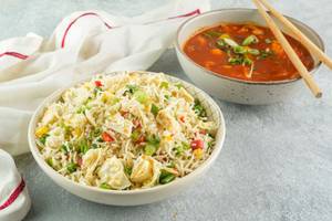 Egg Fried Rice With Veg Choice Of Sauce