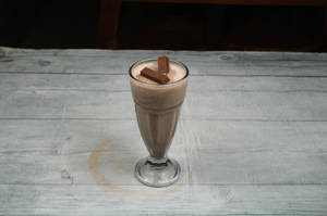 Nuto Kit Kat Thick Shake