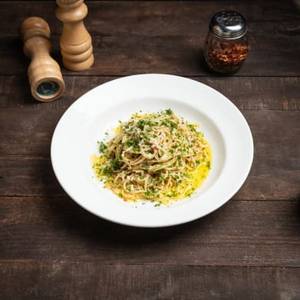 Spaghetti Aglio Peperoncino