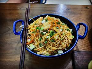 Chicken Garlic Noodles