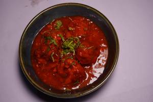 Chicken Gravy Momos