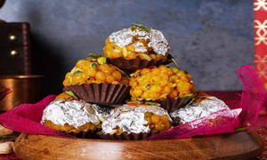 Dervej Laddu (moti Bundi)