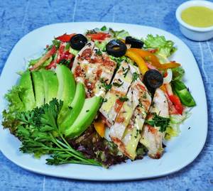 Grilled Chicken Salad With Avocado
