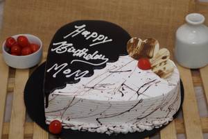 Eggless Choco Vanilla Heart Shape