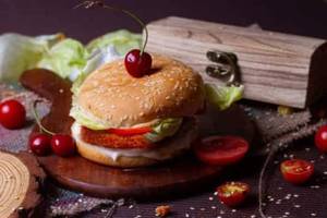 Crunchy Paneer Burger