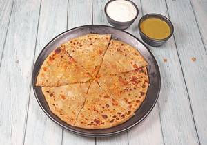Aaloo Paratha With Dahi