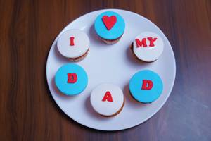 DAD Cupcakes - 6 Pieces