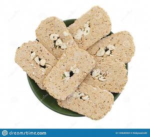 Kaju Pista Gazzak (500gm)