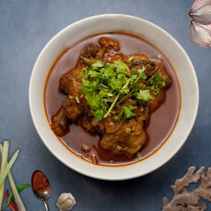 Grilled Chicken With Fresh Bamboo Shoot
