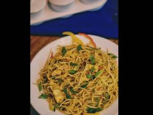 Schezwan Noodles Veg