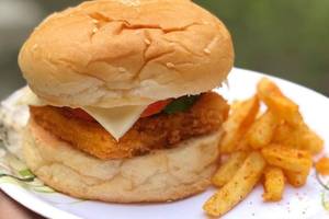 Crispy Paneer Burger Meal