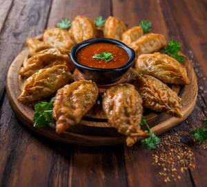 Chicken Schezwan Fried Momos