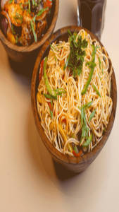 Veg Hong Kong Schezwan Noodles