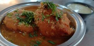 2 Batata Vada Sambar With Chutney