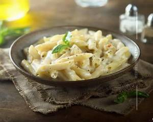 White Sauce Pasta penne 