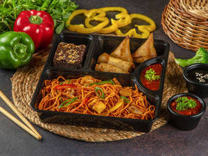 Chicken Schezwan Noodles Combo