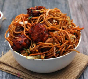 Noodles With Manchurian 
