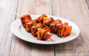 Achari Paneer Tikka