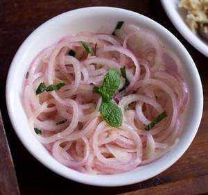 Lachha Onion Salad              