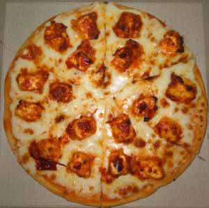 Paneer Schezwan Pizza