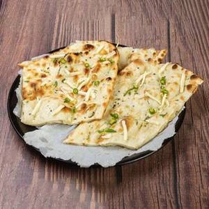 Cheese Chilli Naan (1 Pc)