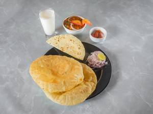 Chhole Bhature Combo