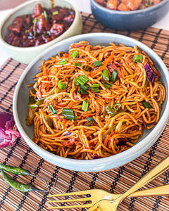 Veg Schezwan Noodles