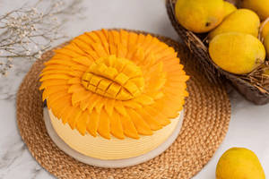 1/2 Kg Fresh Mango Layered Cheesecake