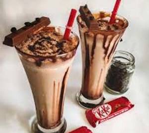 Kitkat shake                                                                       