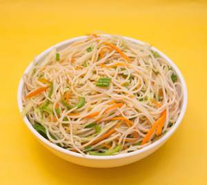 Veg Noodles (Chowmein)