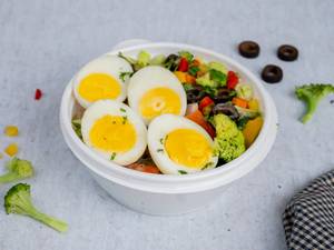 Egg And Veggies Salad Bowl - Keto