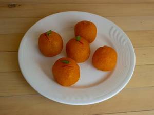 Desi Ghee Motichoor Laddu