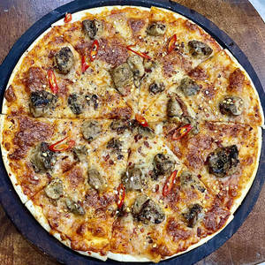 Fiery Mushroom Pizza