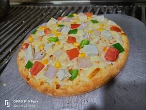 Tangy Paneer Pizza
