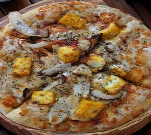 Paneer Onion Pizza [8 Inches]