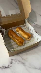 Vanilla eclairs