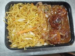 Veg Manchurian Noodle Box  ( 750 Gm )