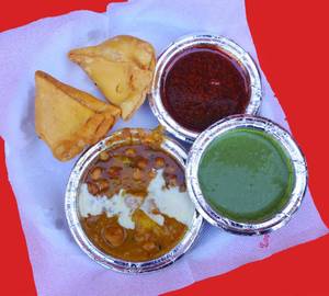 Samosa(2 Pcs) (served With Subzi)