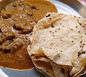 2 Phulka + Mushroom Masala