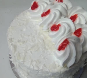 White Forest Cake (1 Pound)