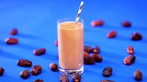Nuts & Dates Milkshake
