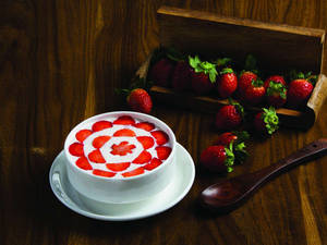 Strawberry Cream