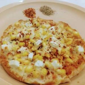 Corn Paneer Pizza (medium 6 Slice)