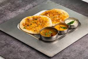 Onion Podi Uthappam (2 Pcs)