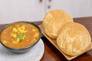 Chole Puri Pics