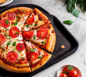 Medium Classic Margherita Pizza