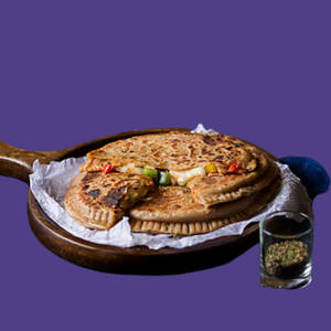 Jalapenos & Paneer Pizza Paratha