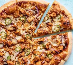 Chicken and Bbq Cruncy Blast Pizza