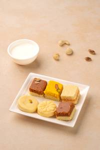 Assorted Spl Milk Sweets [250 Gms]