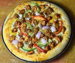 Chicken masala pizza 9inchs